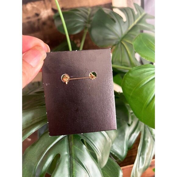 Faux Garnet (?) Brooch - Picture 3 of 3